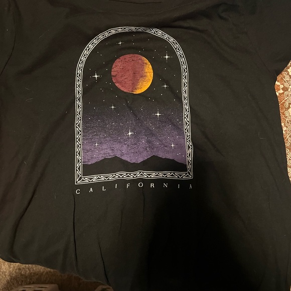 t shirt - Picture 1 of 3